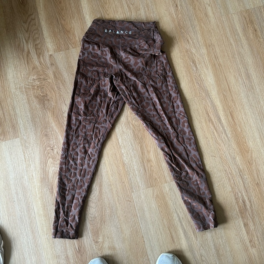 V cut brown velvet cheetah leggings